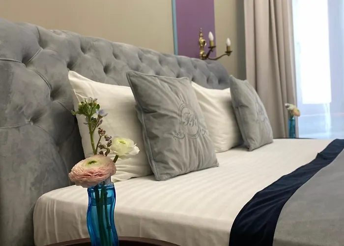 Family Residence Boutique Hotel